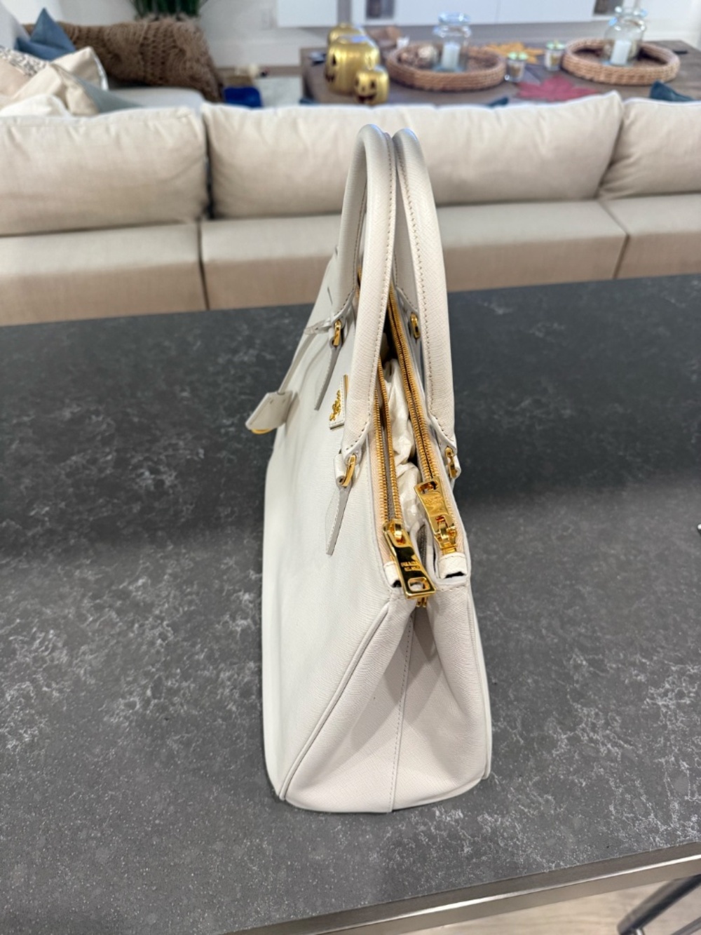 Prada B2756T Saffiano Leather Handbag - Picture 3 of 9